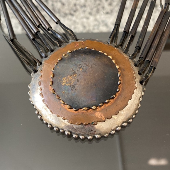 Vintage circular mixed metal oversized statement necklace - Picture 2 of 5